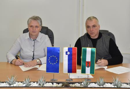 PODPISANA POGODBA ZA PRENOVO MAČKOVE HIŠE
